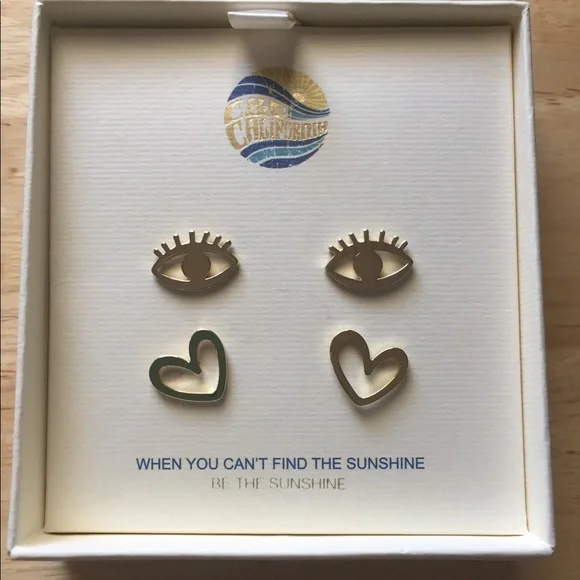 Fashion Eye & Heart Earrings Set - Picture 1 of 6